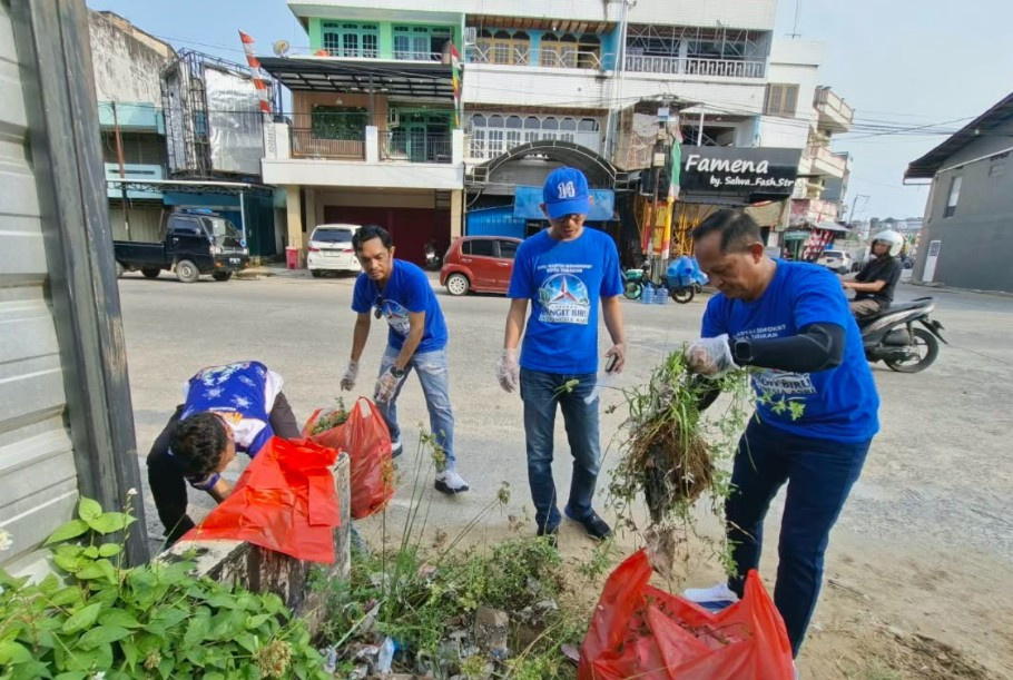 Sambut HUT ke-25, Demokrat Tarakan Gelar Gerakan Langit Biru Indonesia Asri